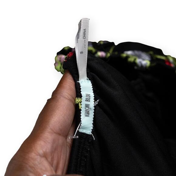 Kimchi Blue Black MIni Embroidery Shift Dress S - Picture 4 of 9